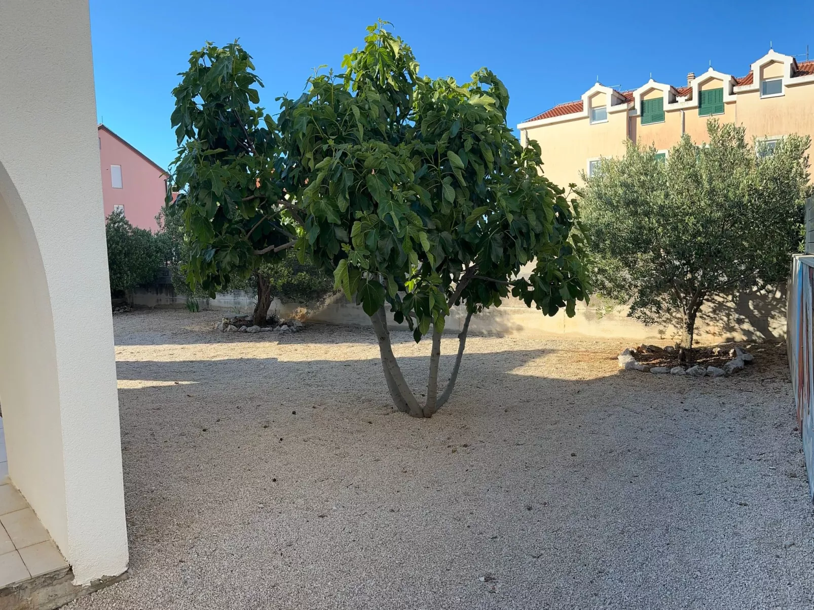 Bella Casa Srima Premium-Drinnen