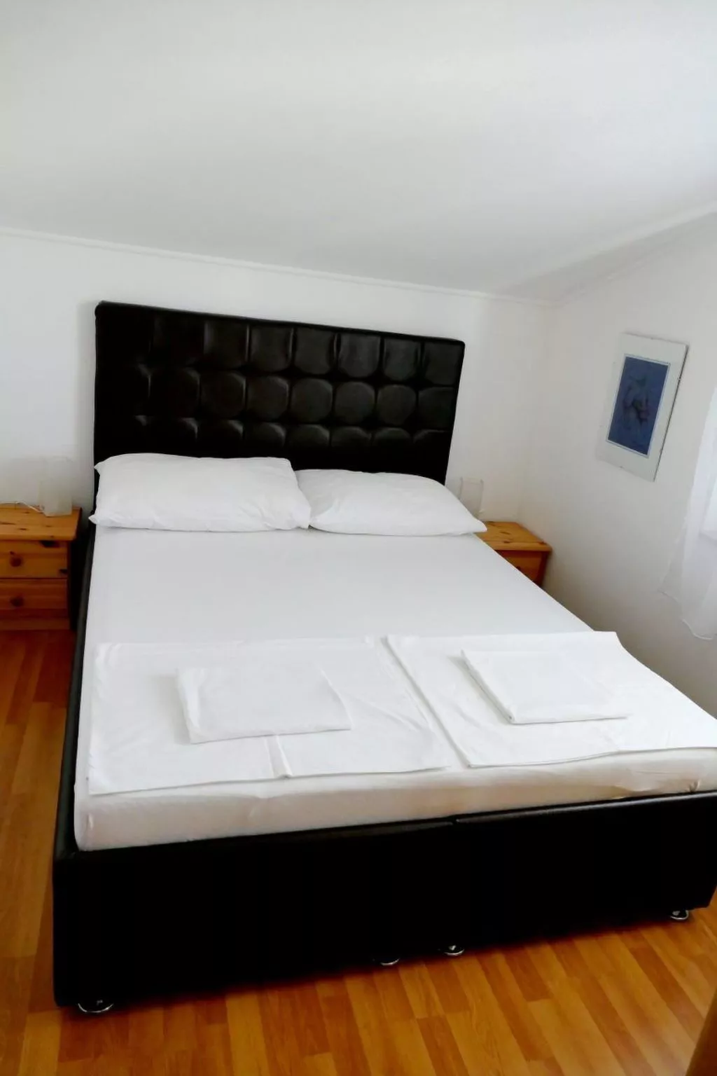 Velvet Vista 1-Inside