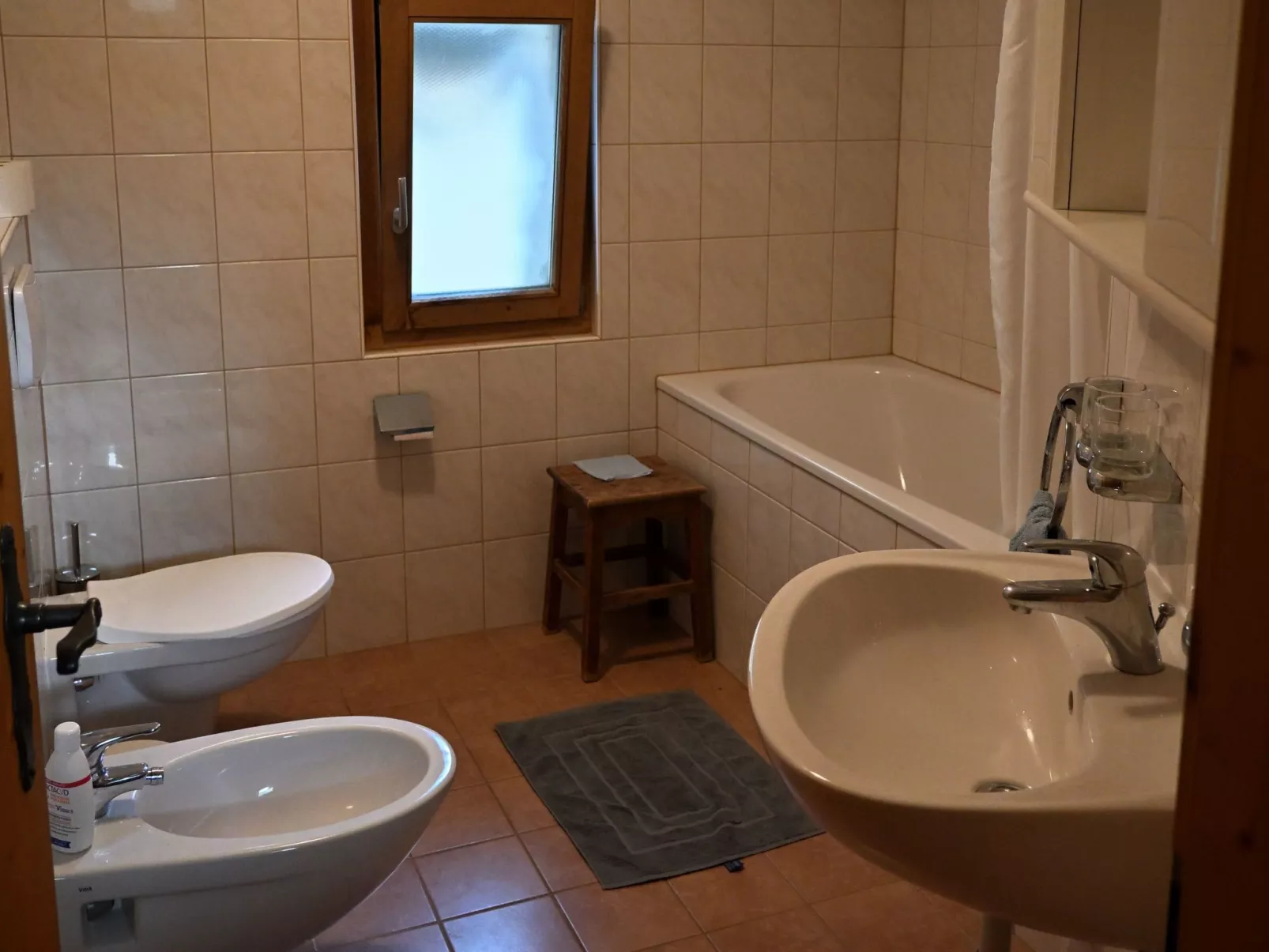 Mit Privatparkplatz-Inside