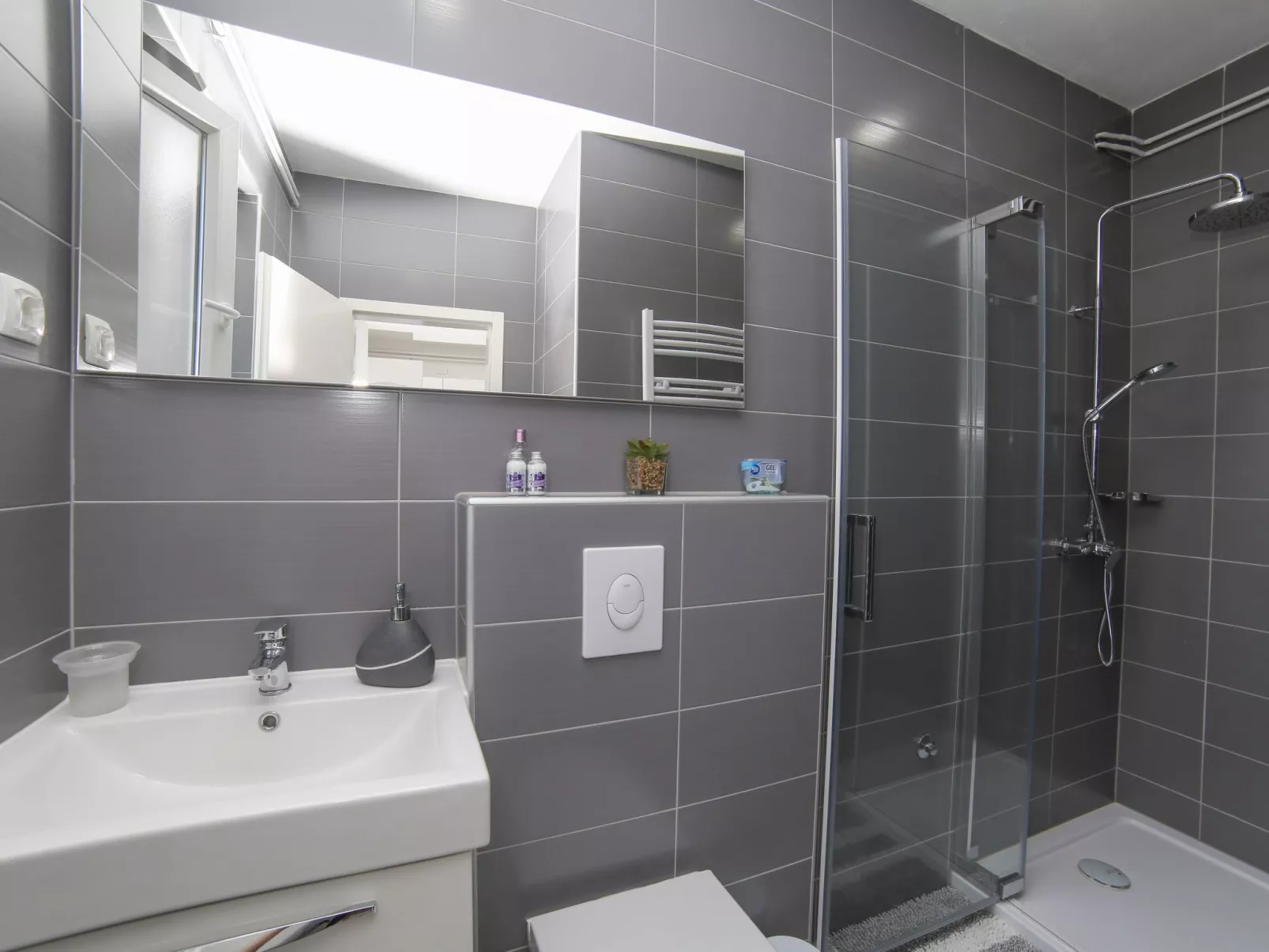 Komplett ausgestattete Wohnung für 7 Personen-Inside