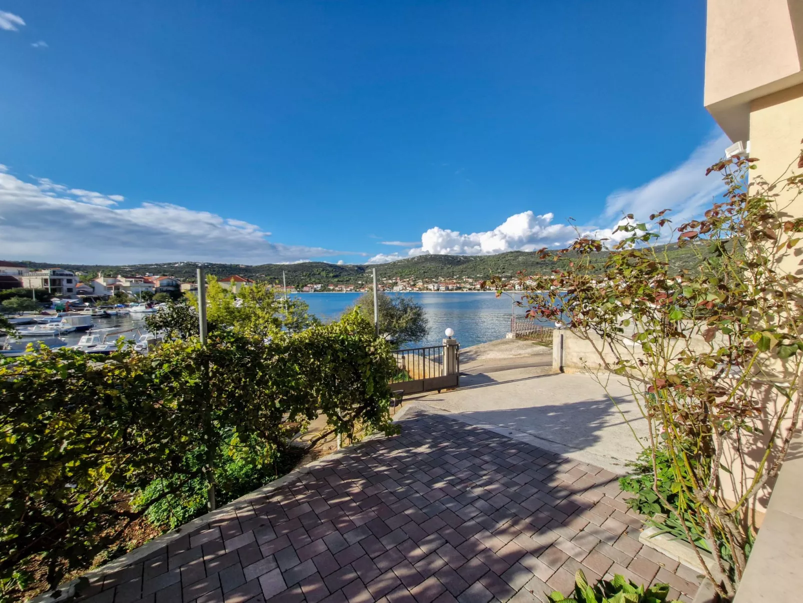 Mit Terrasse-Image-tags.info