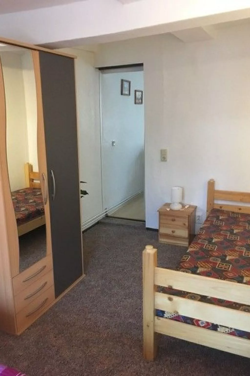 Appartement mit eigenem Parkplatz-Drinnen