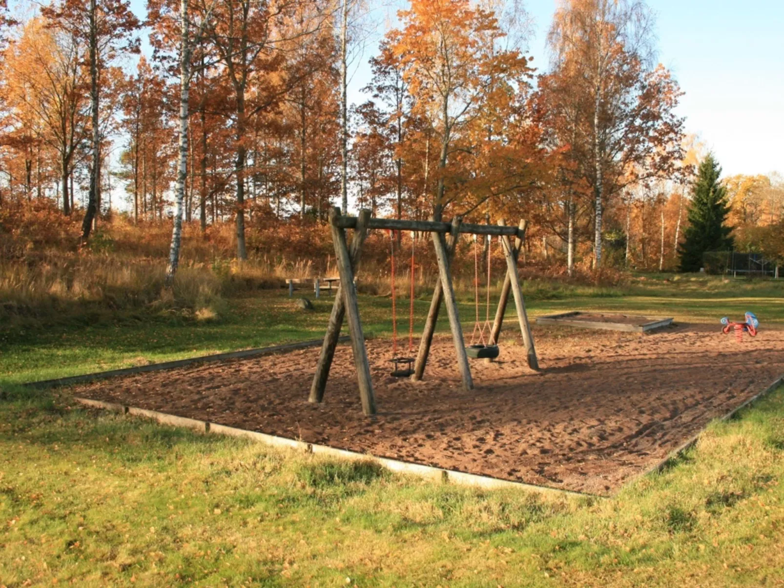 Familienfreundliches Ferienhaus mit großem Garten-Dehors