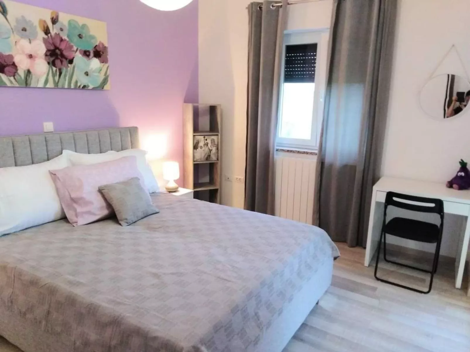 Mit Terrasse, Grill und Garten-Drinnen