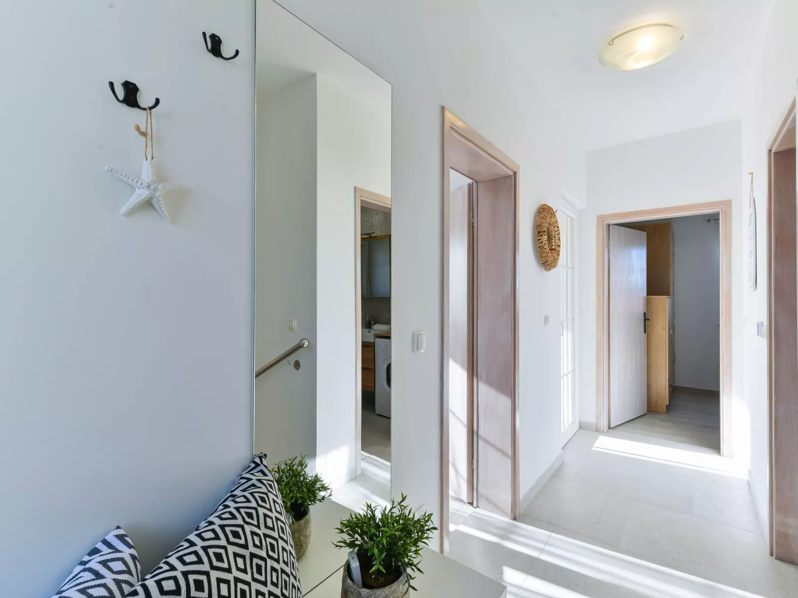 Villa Karin mit beheiztem Pool - Agentur TA Leut-Inside