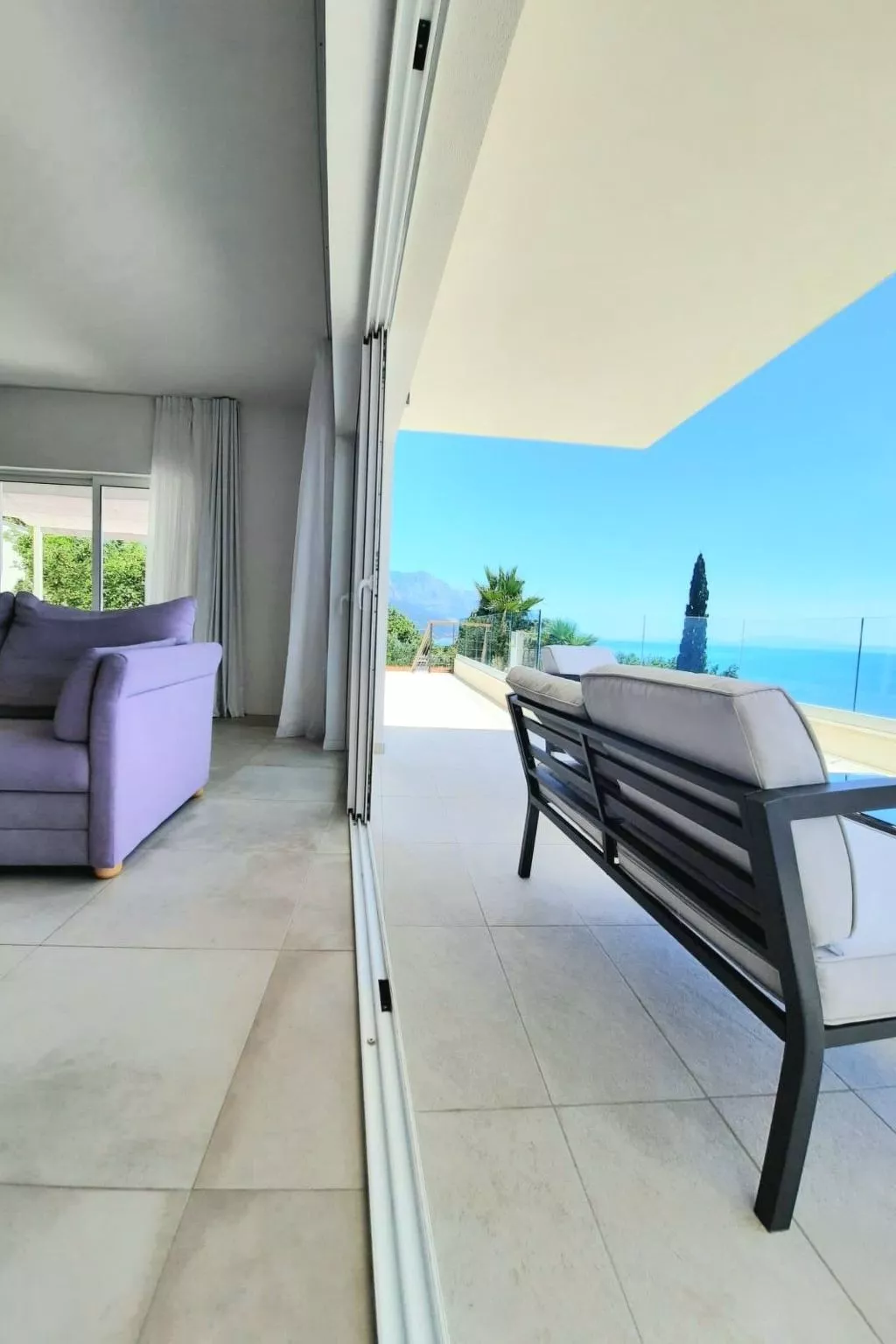 2 Schlafzimmer Villa Blue Dream mit Infinity-Pool-Image-tags.info