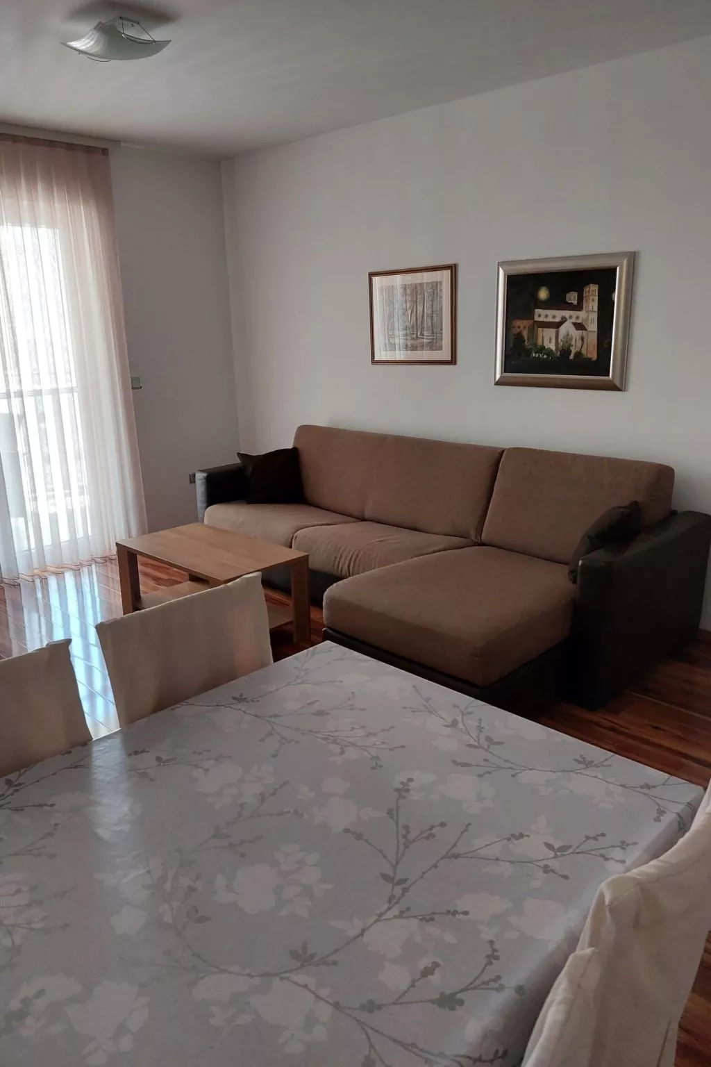 Wohnung "Dario" mit Balkon-Image-tags.info