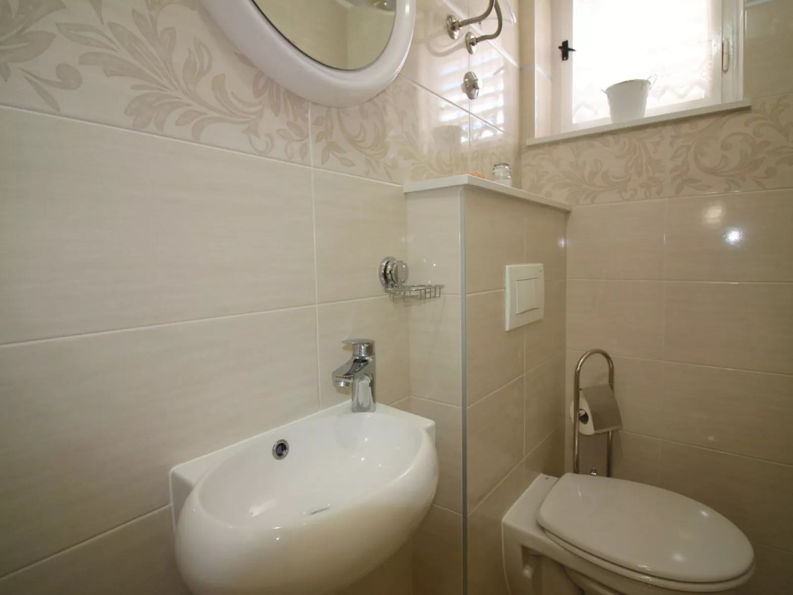 Gina-Image-tags.info