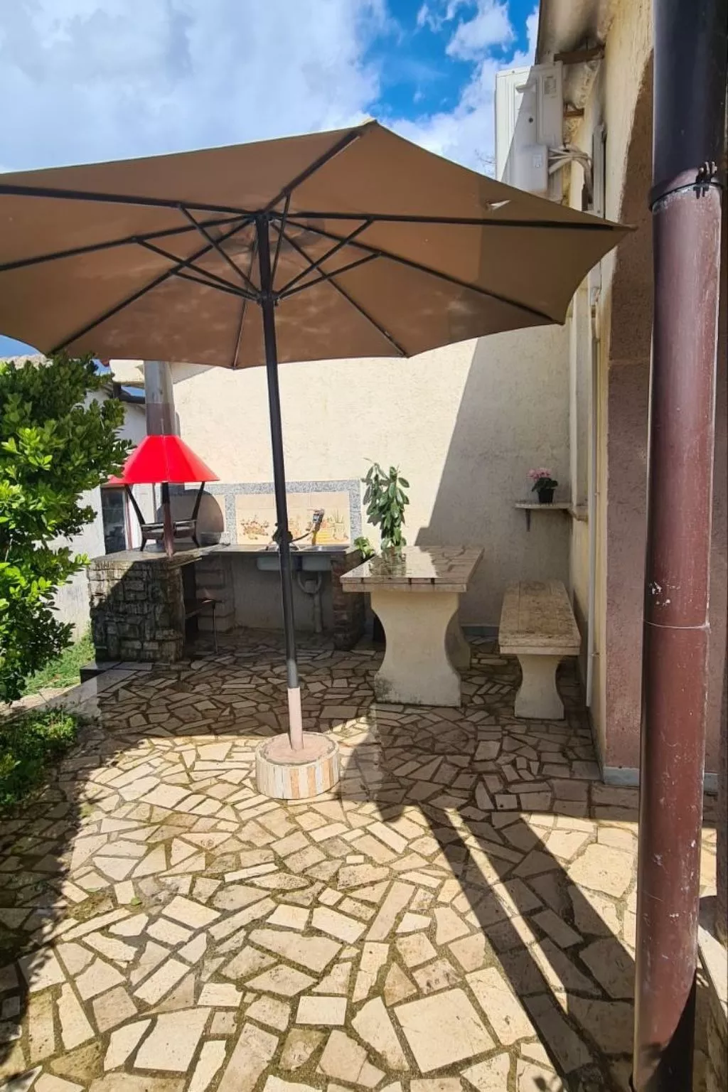Wohnung "Eric" mit Garten, Grill und Terrasse-Dehors