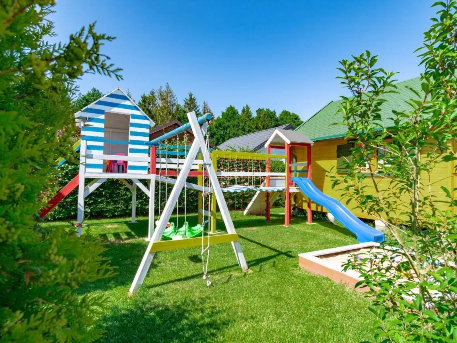 Haus in Gmina Postomino mit Garten und Terrasse-Inside