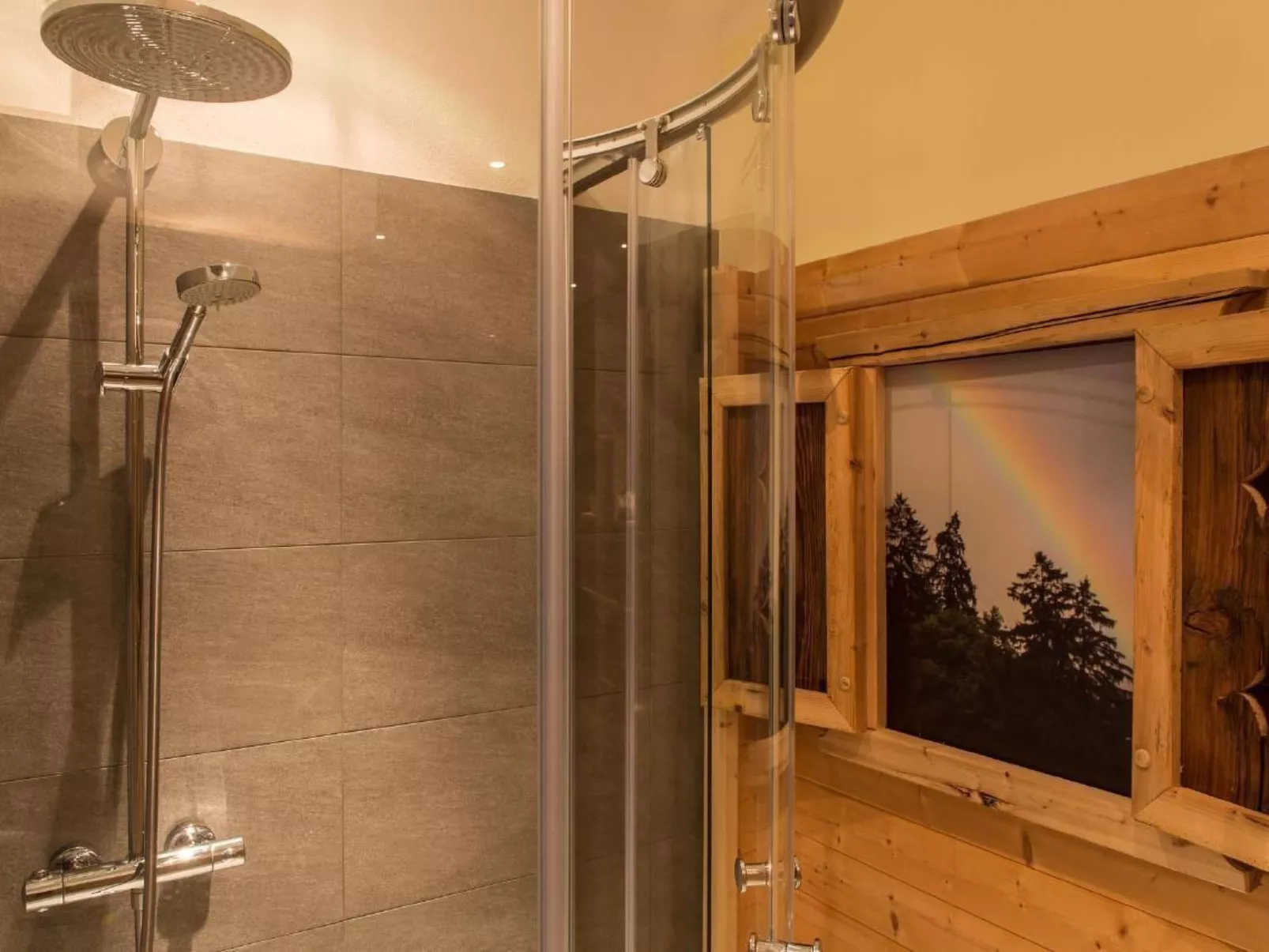 Sunny Hideaway-Dedans