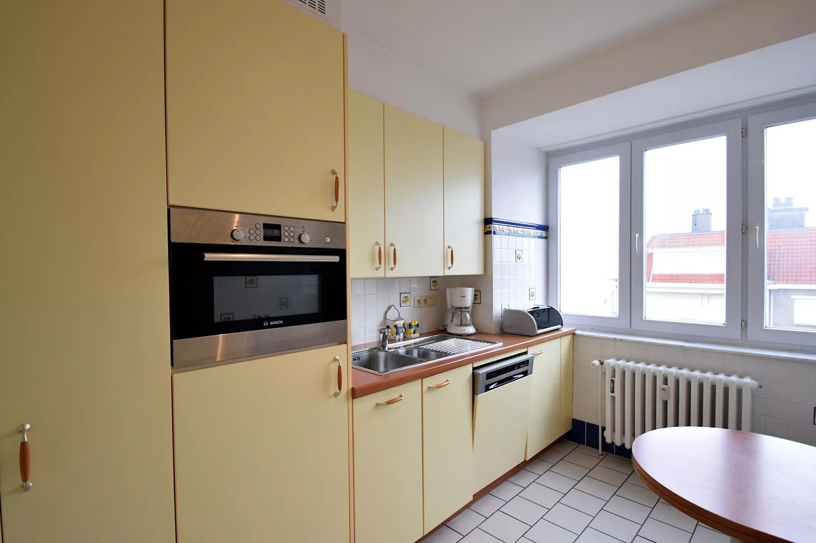 Trianon 0401 4A-Kitchen