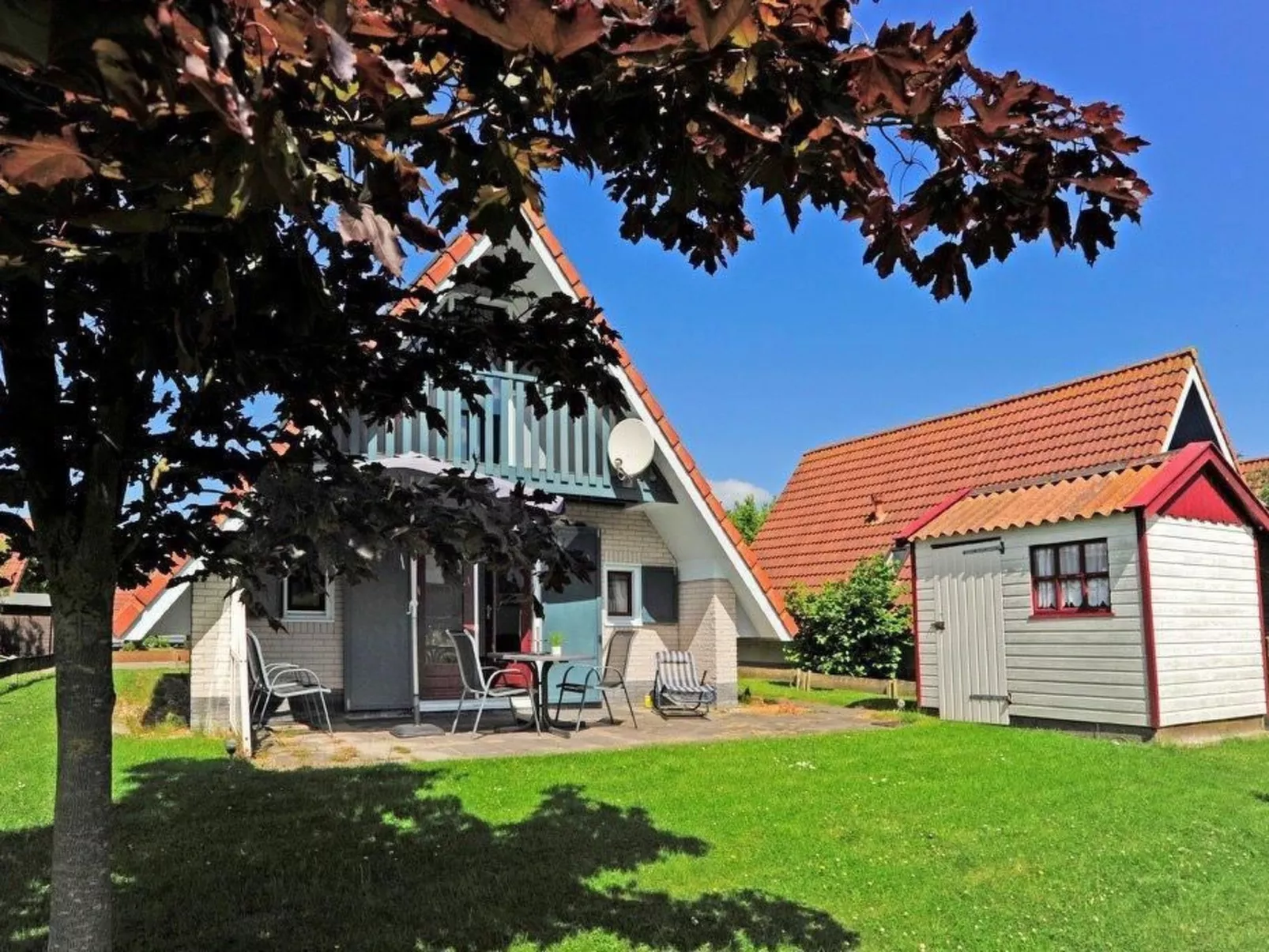 168 Lillian-Draußen