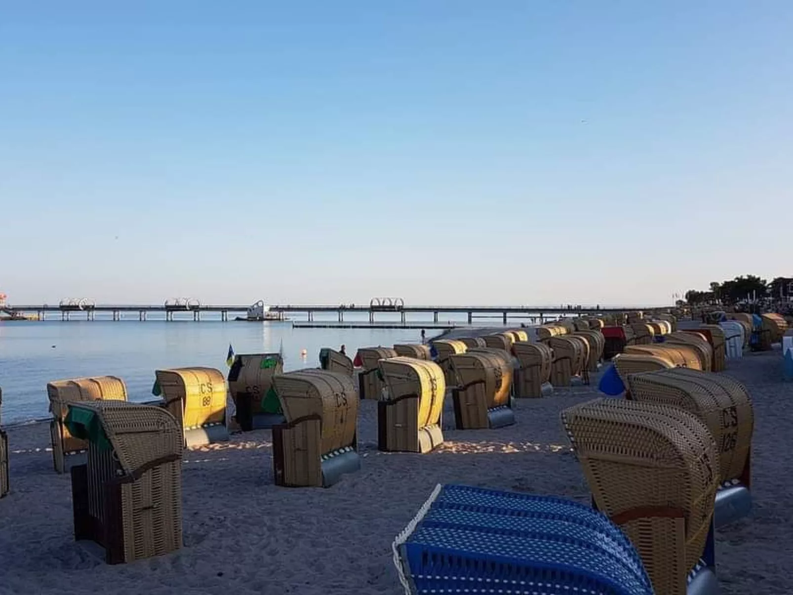 Camp  de Mar - Outside