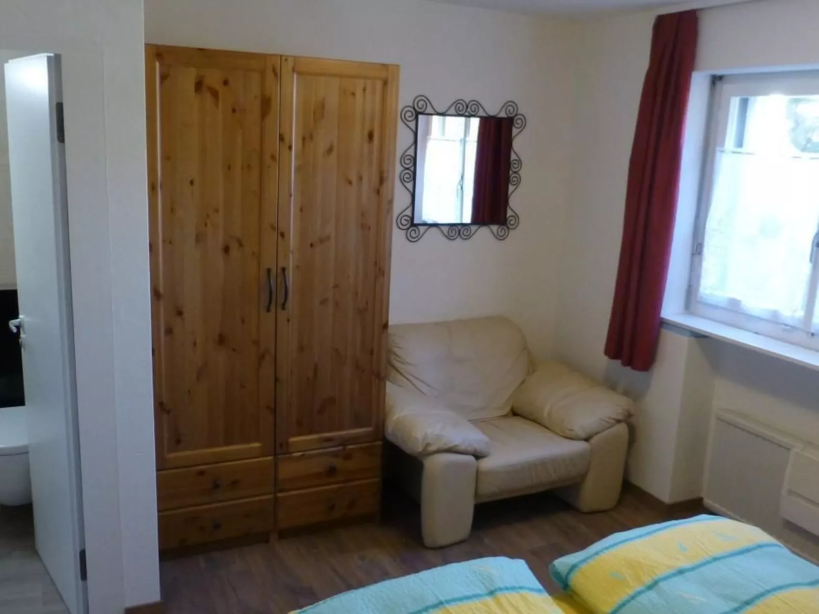 Chavallera Wohnheim Surlej 9-Drinnen