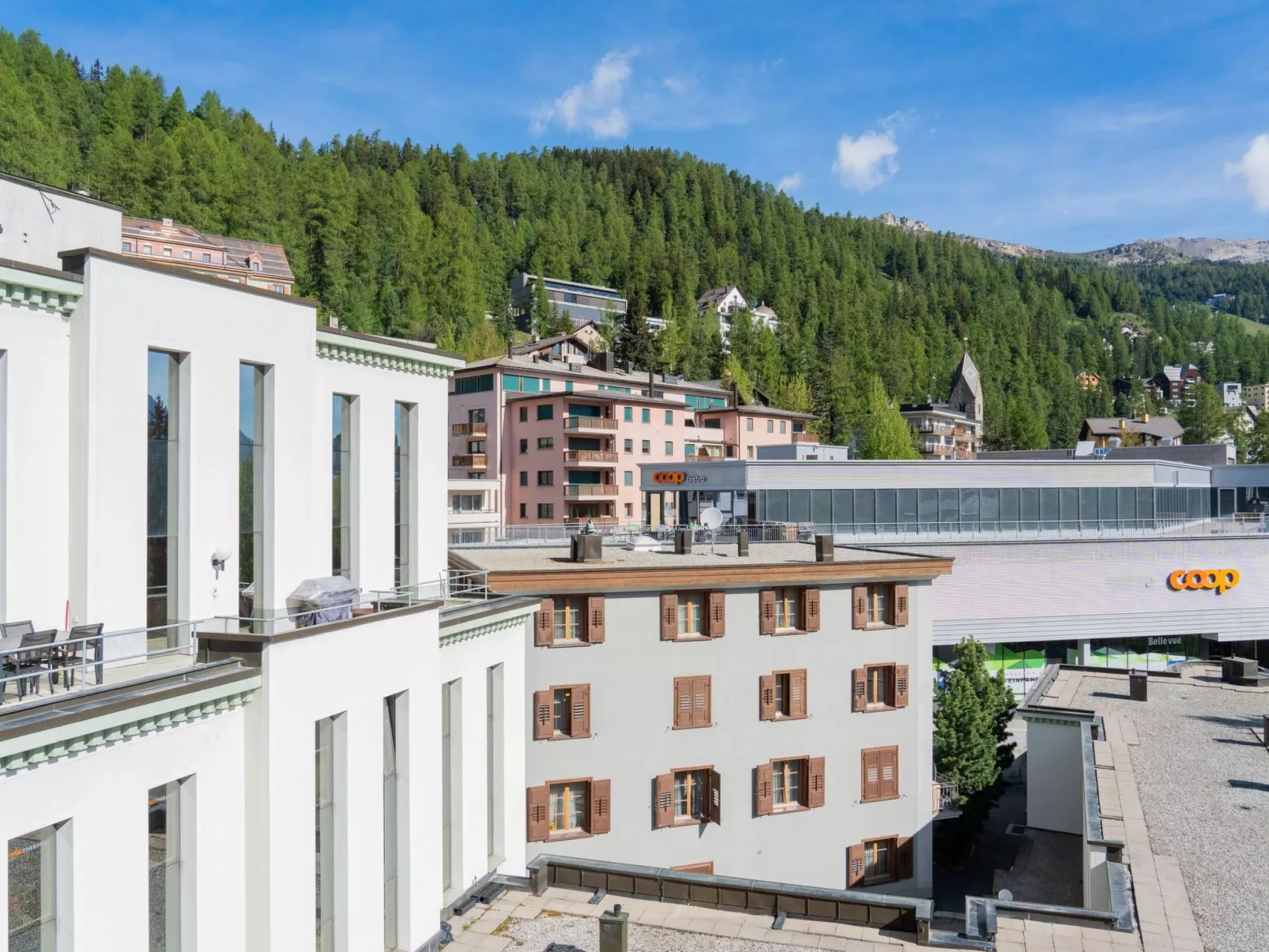 Stadthaus N9 Mountain Medium Studio-Drinnen