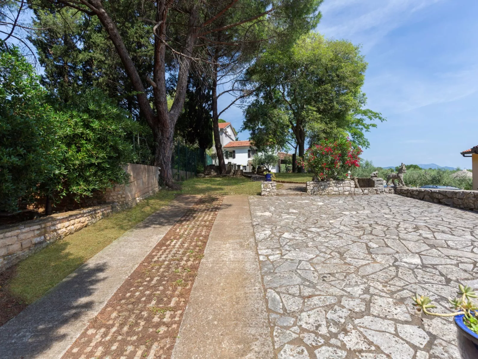 "Istria" mit eigenem Pool-Draußen