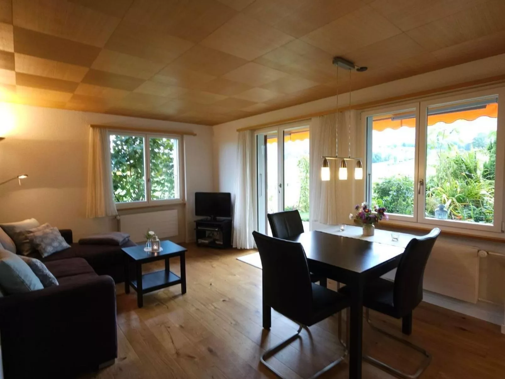 Chalet Alouette-Drinnen