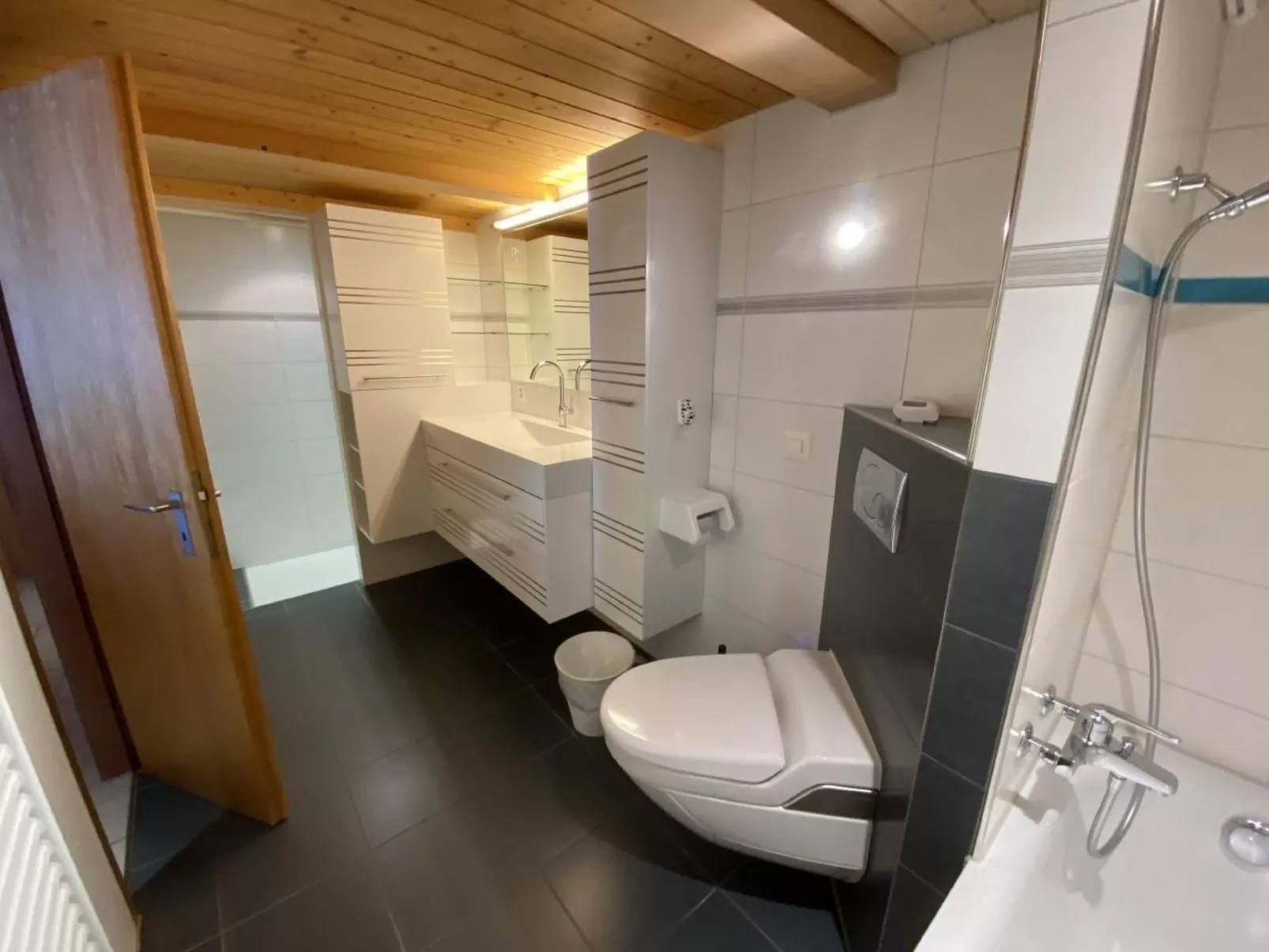 Familien-Apartment Esther's Guesthouse-Inside