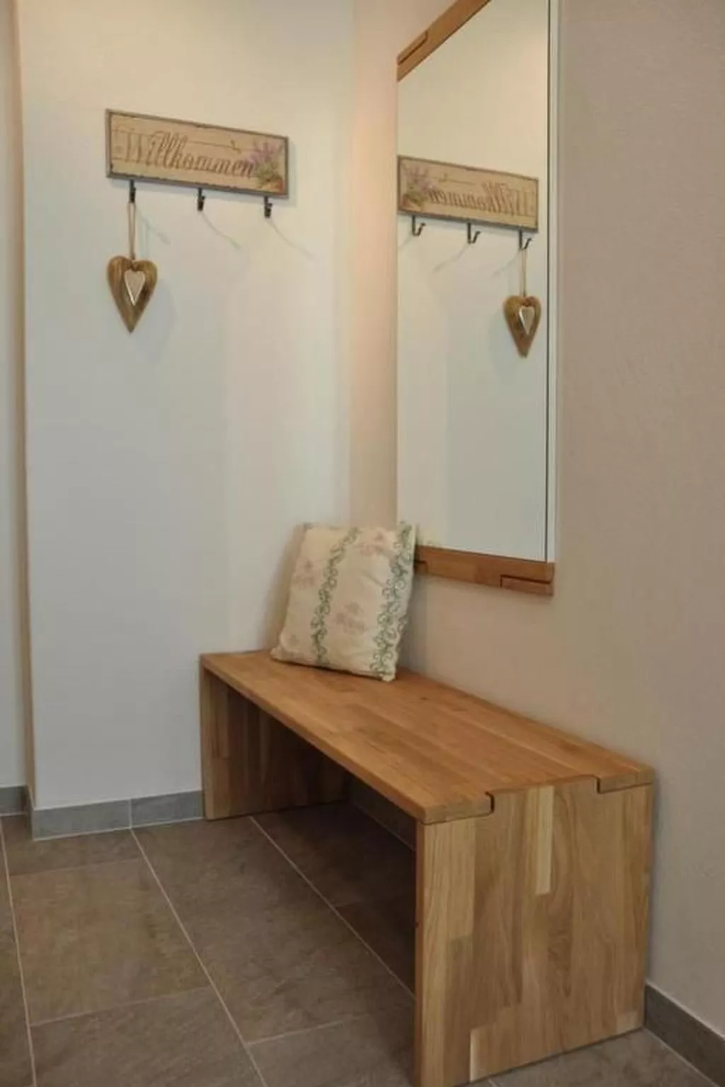 Chesa Semnadur H2 - Drinnen