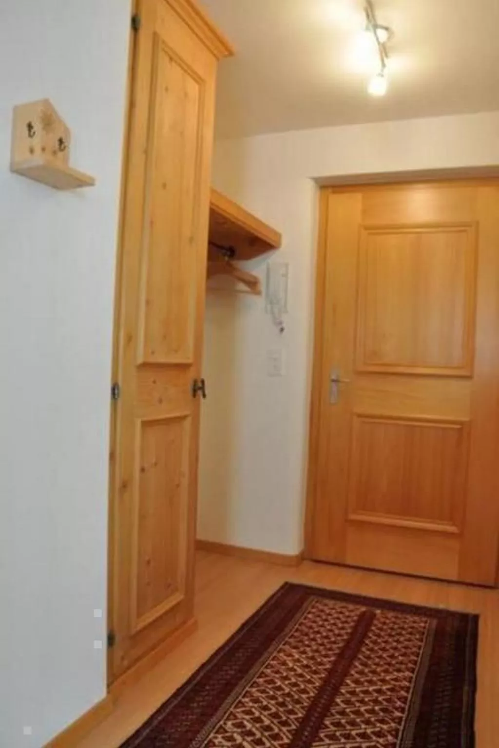 Chesa Sunasain V7-Drinnen