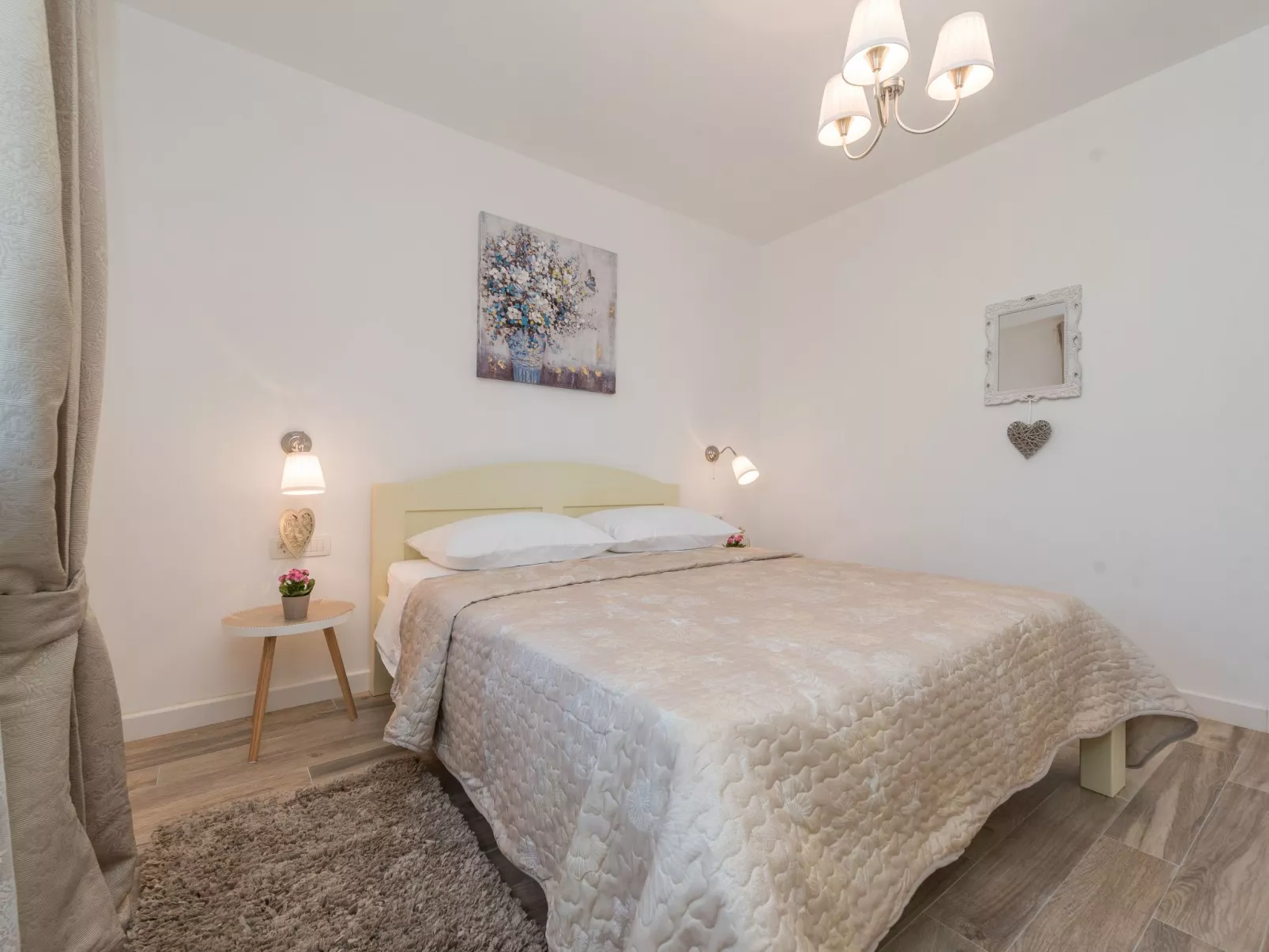 "Ivana" mit Blick auf das Wasser-Drinnen