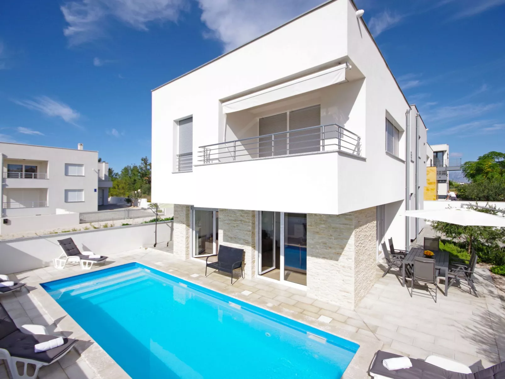 Apartment 4 Laura-Dehors