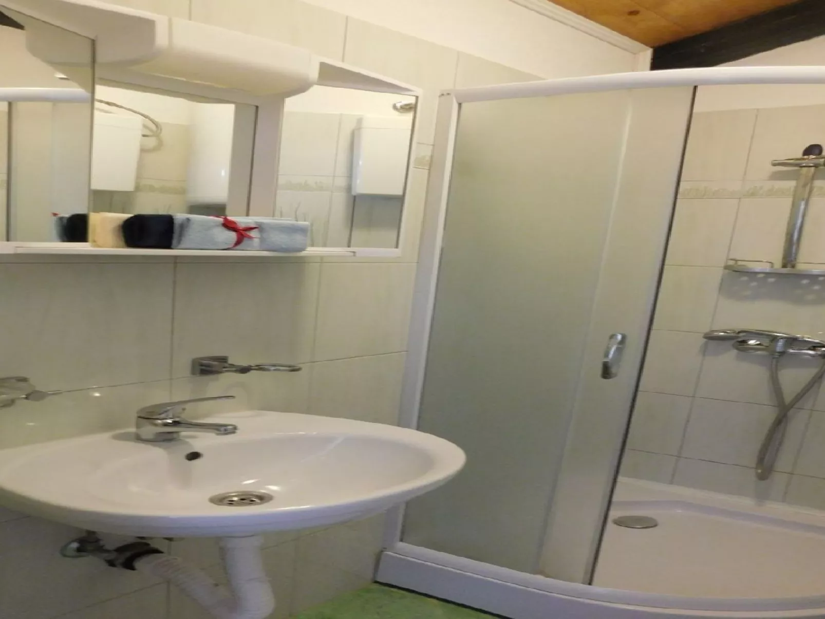 Bungalow mit Gartenblick-Drinnen