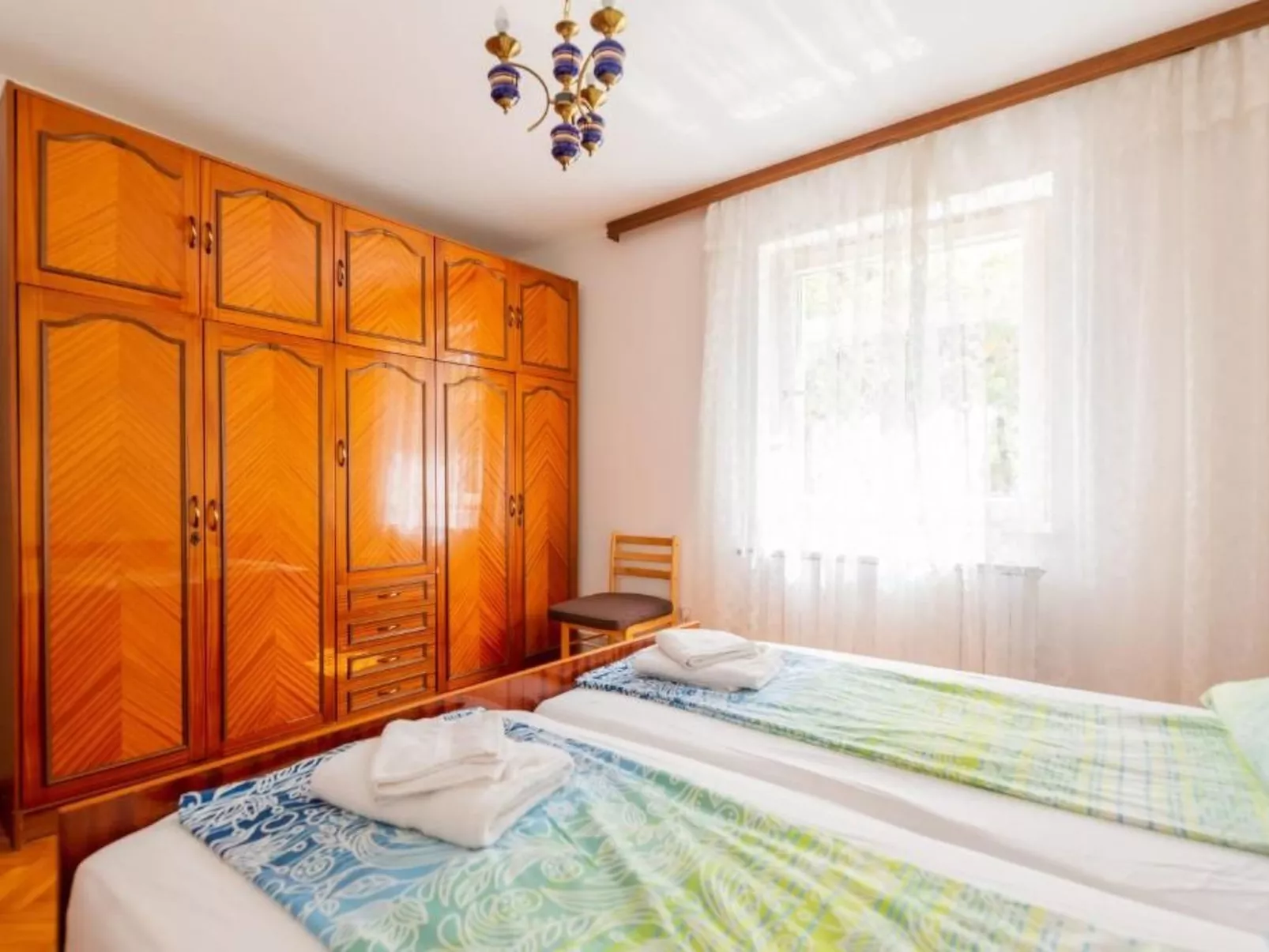 Wohnung in Portorož, sicherer Parkplatz, direkt am Strand-Drinnen