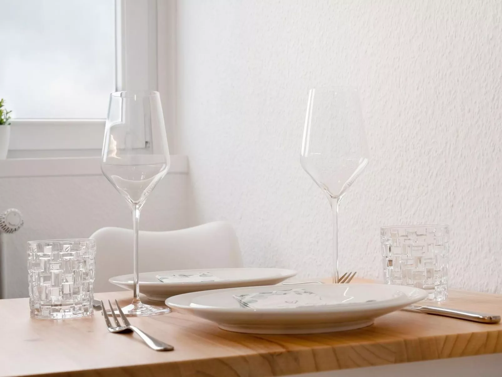 Apartment nähe A1 und Mercedes-Dedans