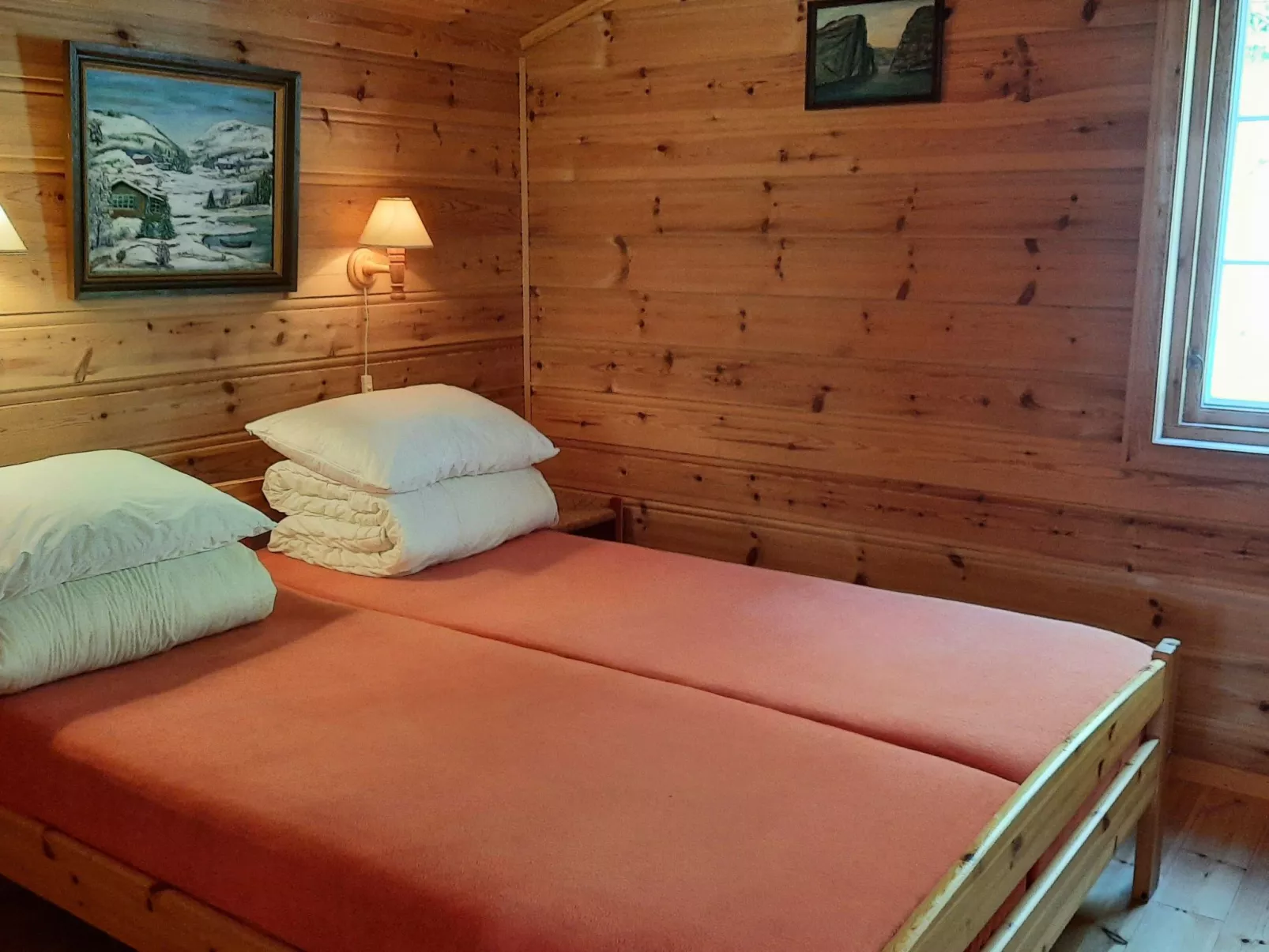 Häuschen mit Blick auf das Wasser-Dedans