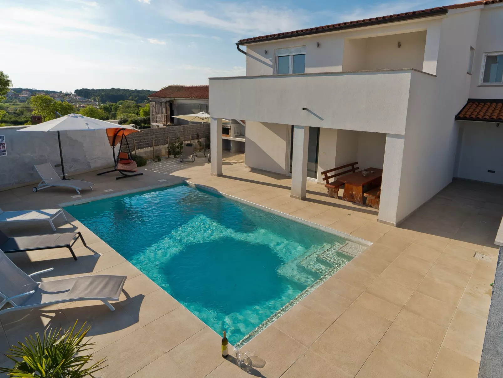 Luka mit Pool, gelegen in Pula-Image-tags.info