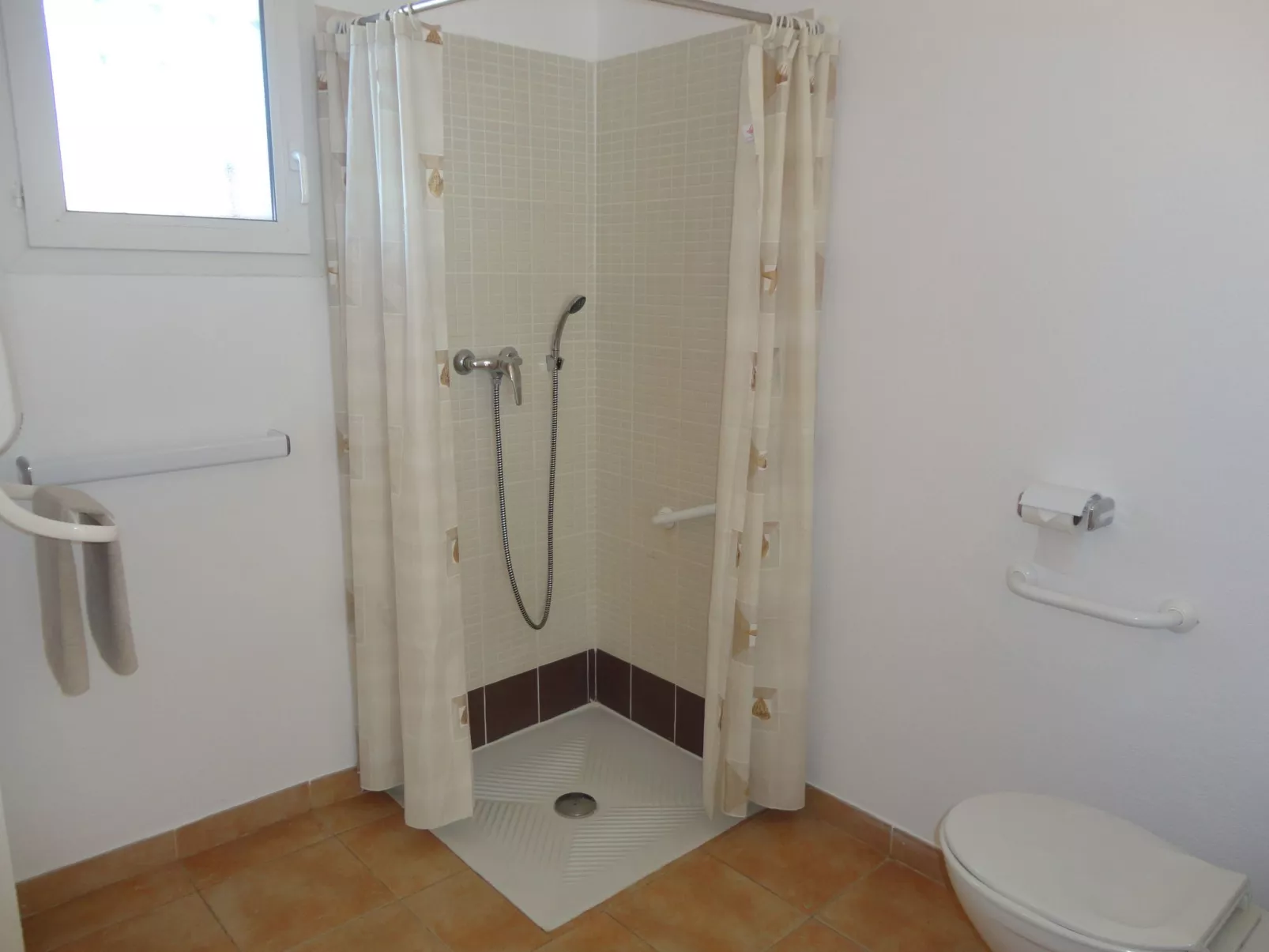 VILLA T3 PMR ZWISCHEN NARBONNE UND CARCASSONNE-Inside