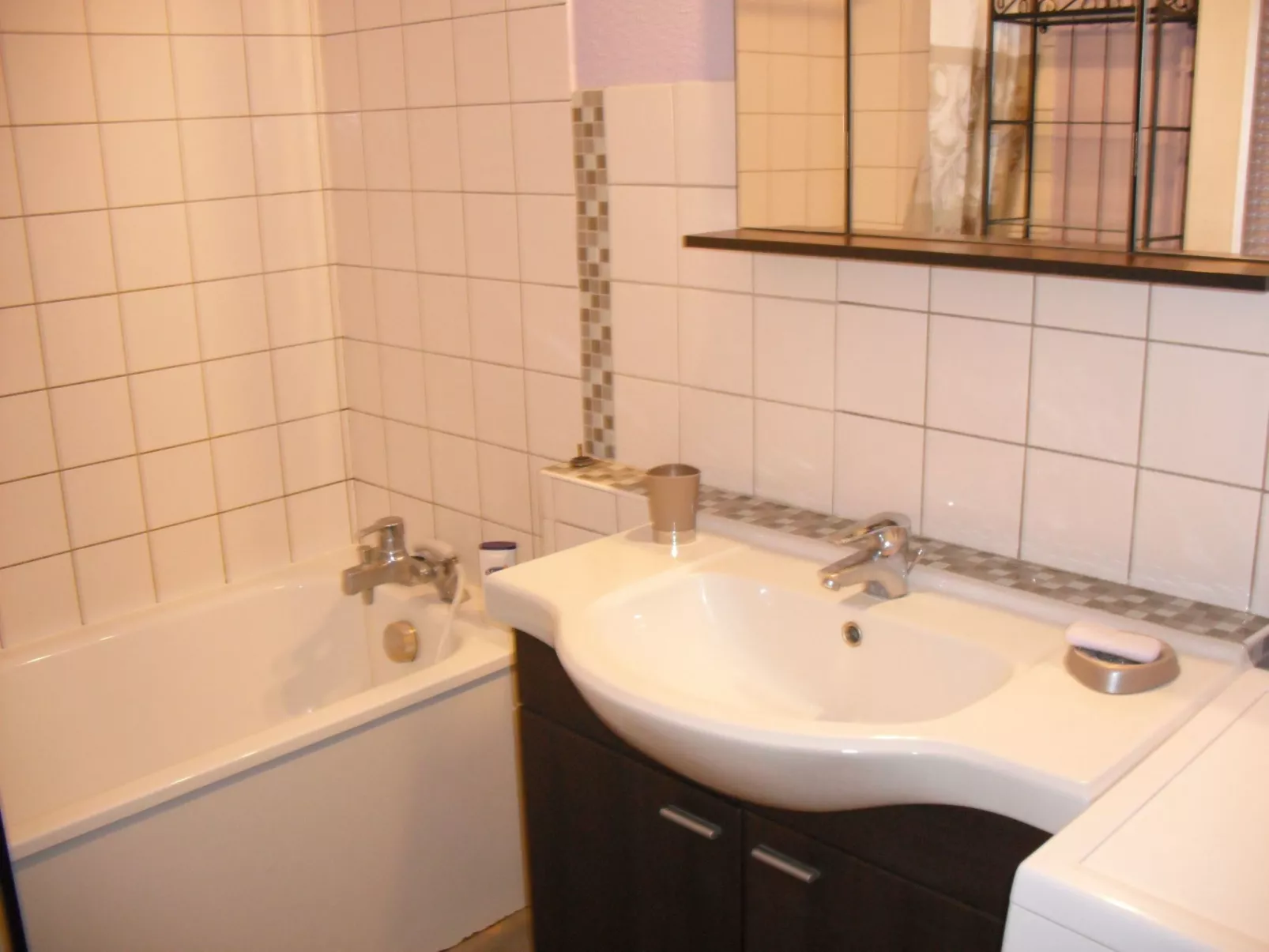 Aufenthalt für einige Nächte in Dijon-Drinnen