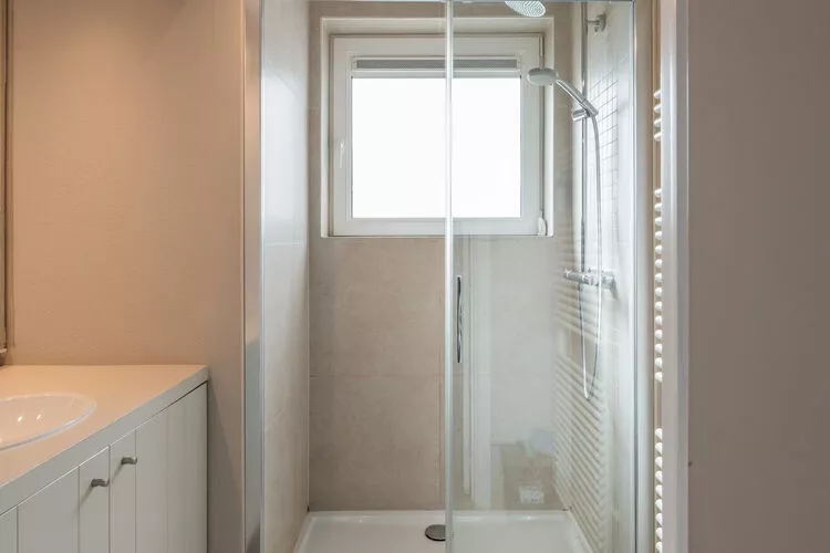 Goethe 0202 7-Bathroom