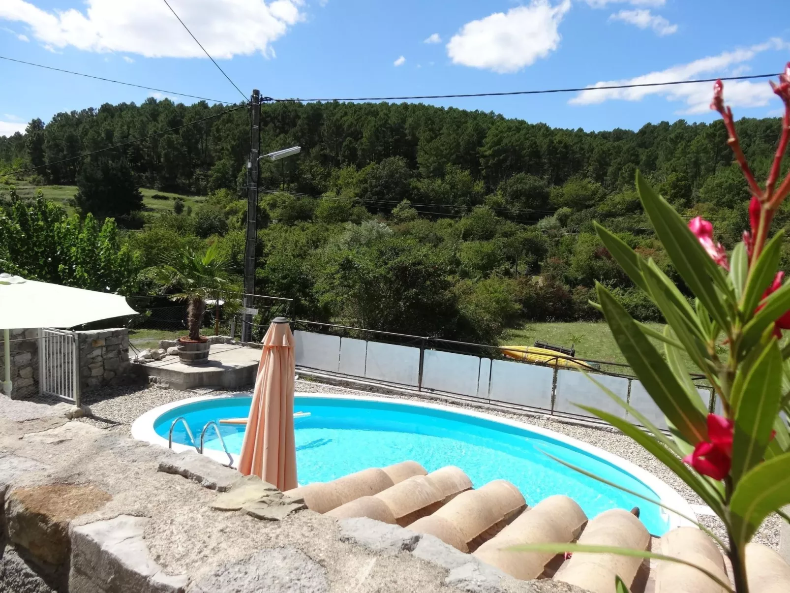 "La Fontaine" mit Pool-Draußen