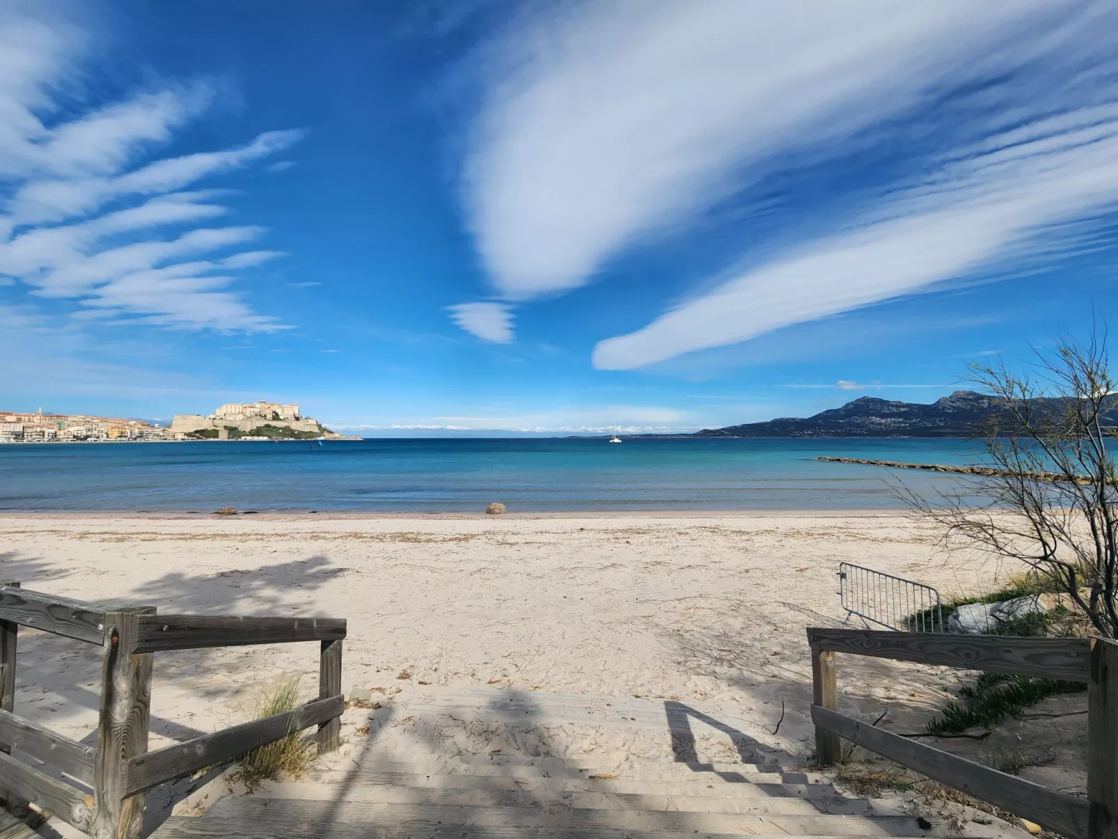 Calvi "Eden Paradisu"-Dehors