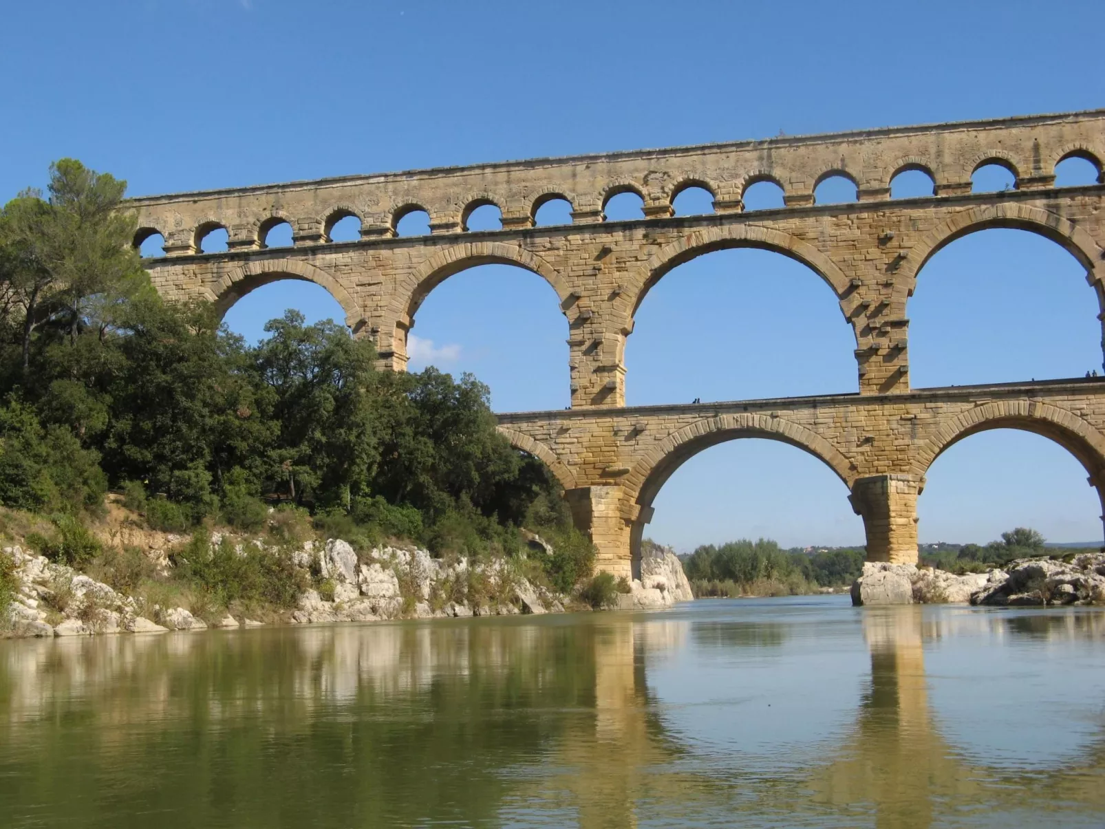 À l'abri du Mistral-Dehors
