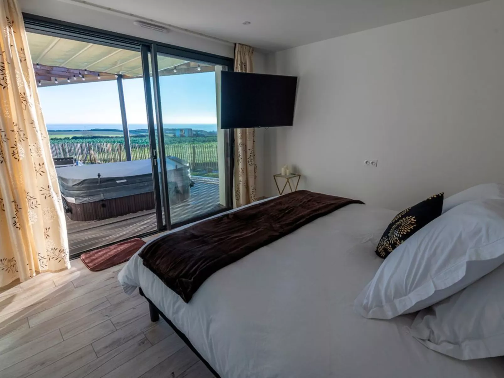 Villa mit Meerblick und privatem Spa - les gîtes de Fabie-Image-tags.info