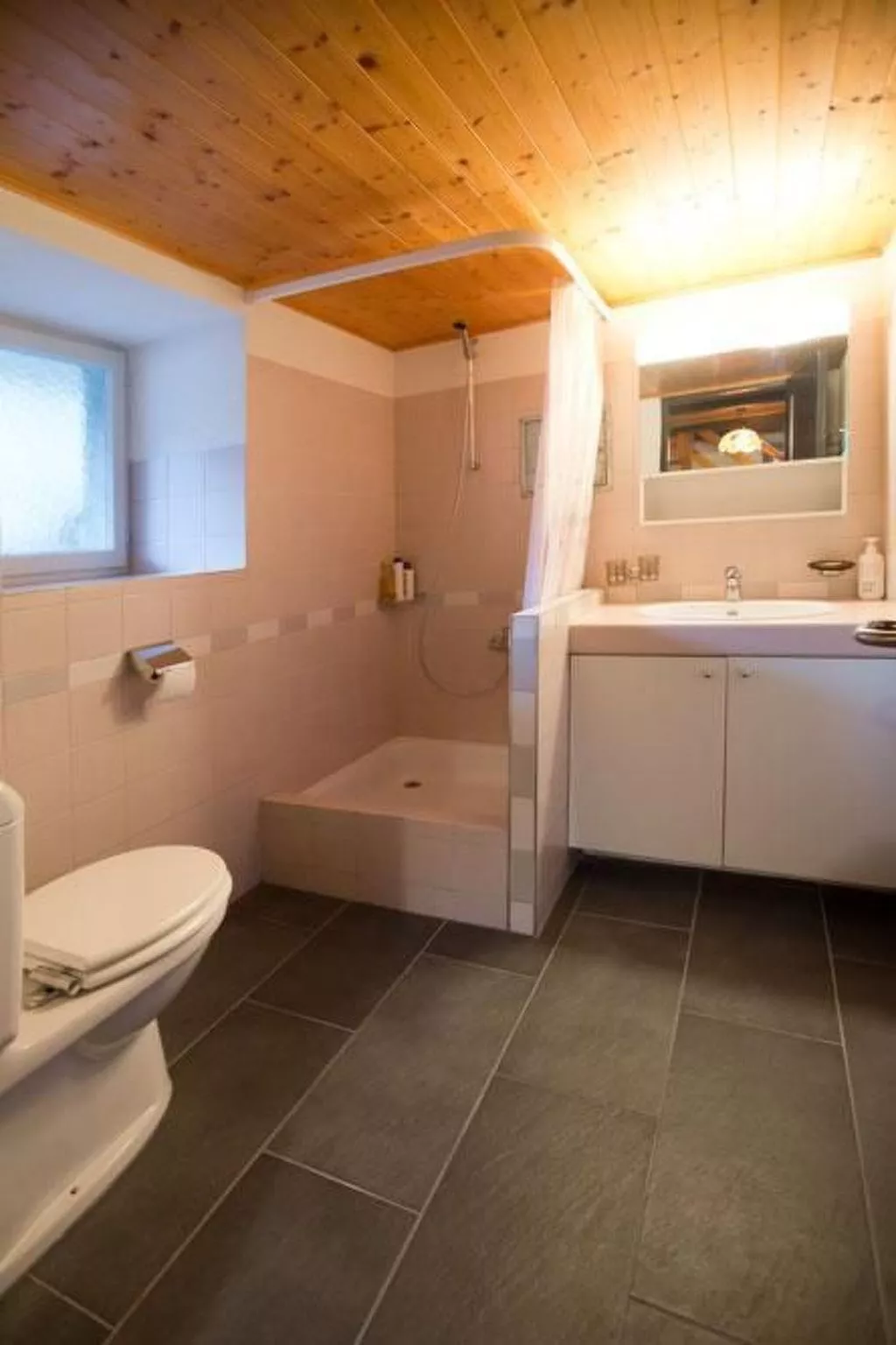 Casa-Onsernone-Drinnen