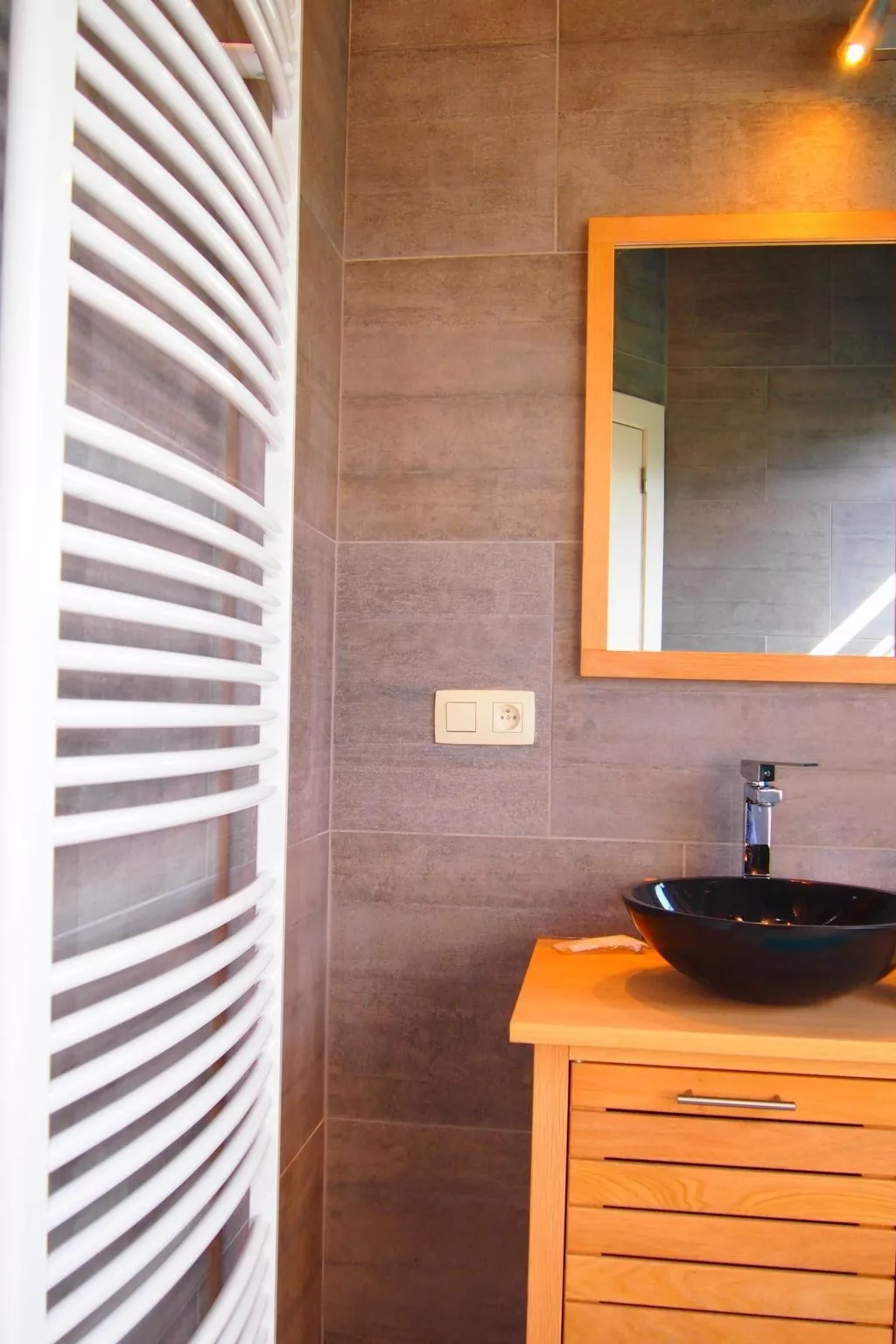 Komplett neue ländliche Unterkunft im Cottage-Stil Komfort-Dedans