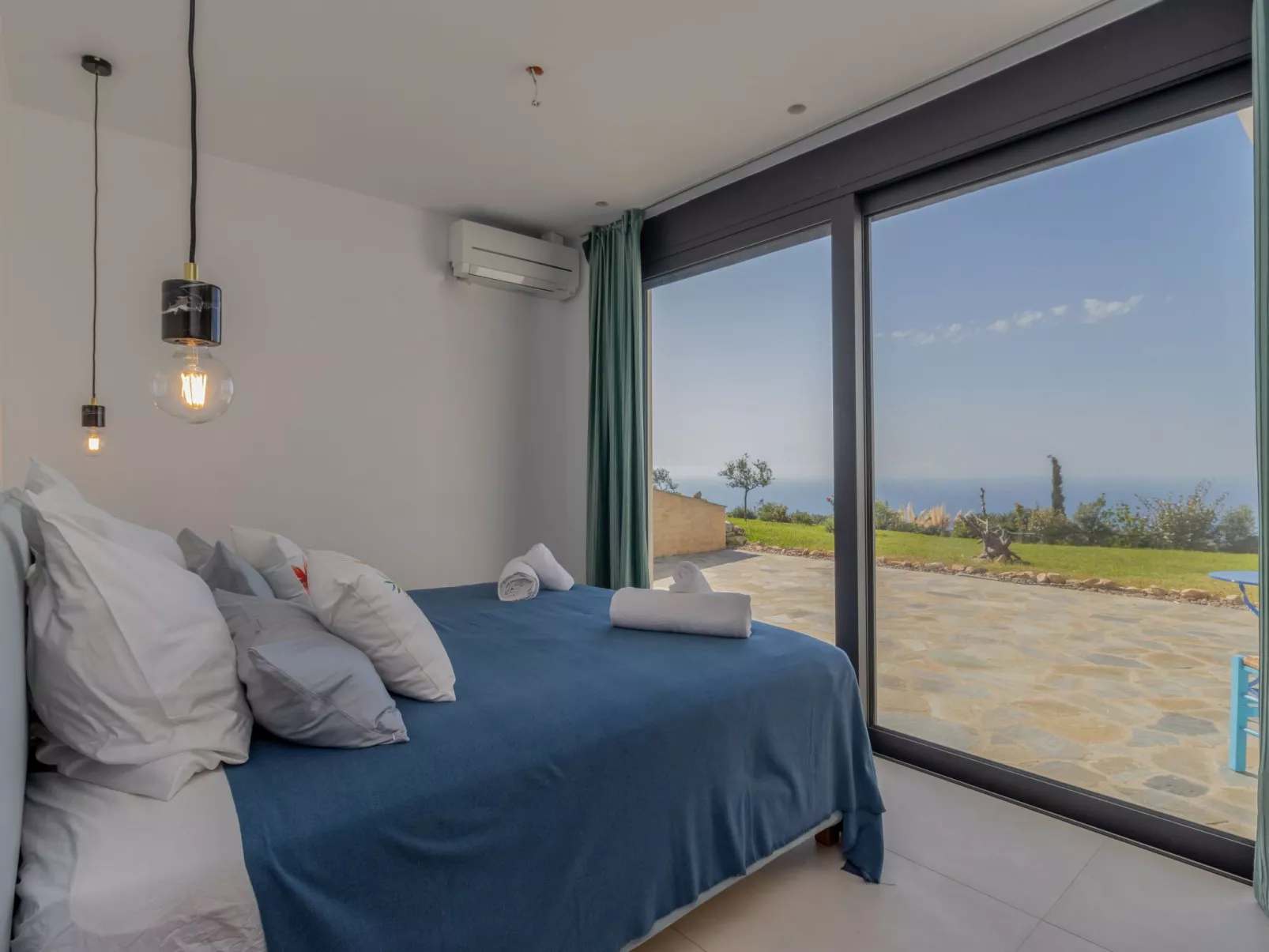 Villa Horizon-Image-tags.info