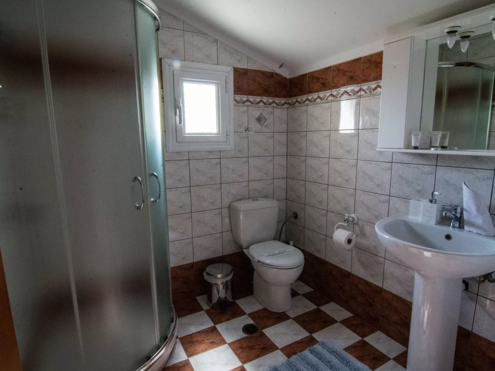 "Villa Rodon" mit privatem Pool-Dedans