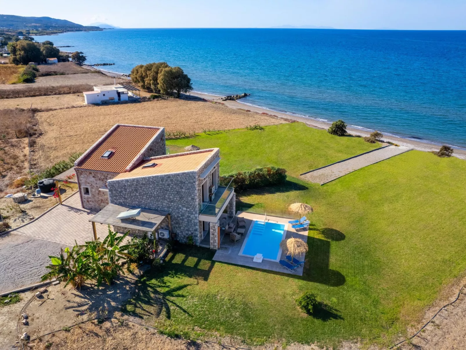 Wunderschöne Steinvilla Attalos-Dehors