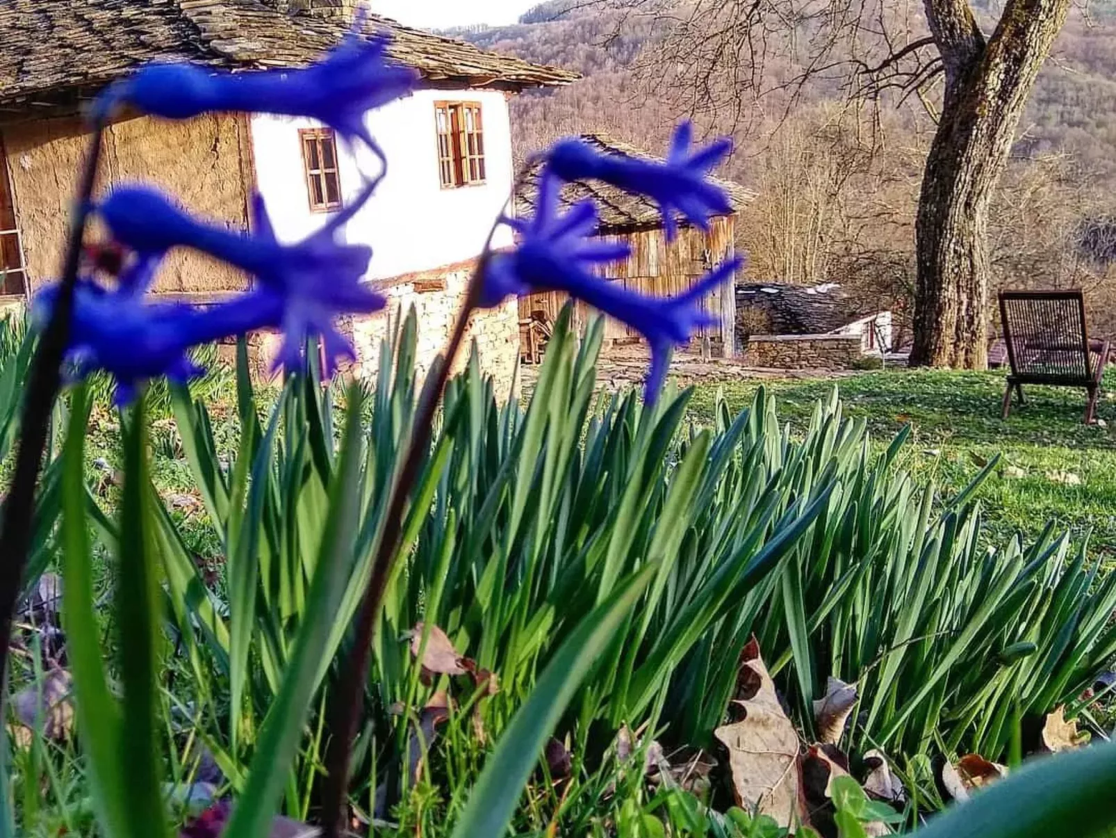 Authentisches Haus mit Bergblick - Karashka-Draußen