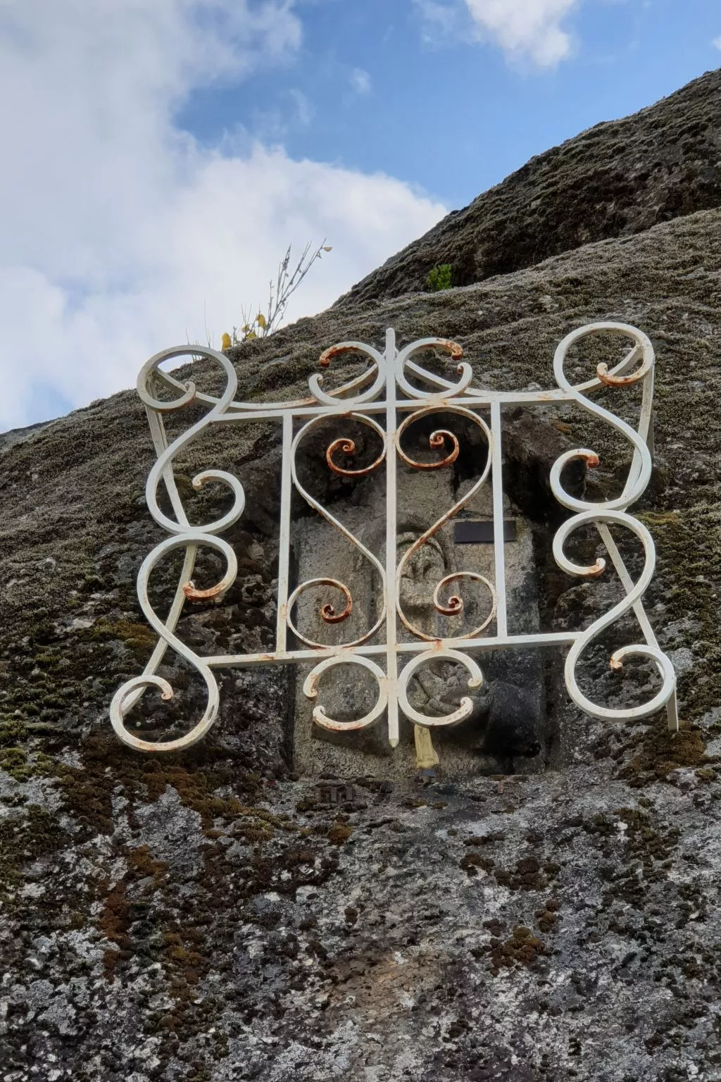 "Haus der Schwäne" - Geopark Serra da Estrela-Outside