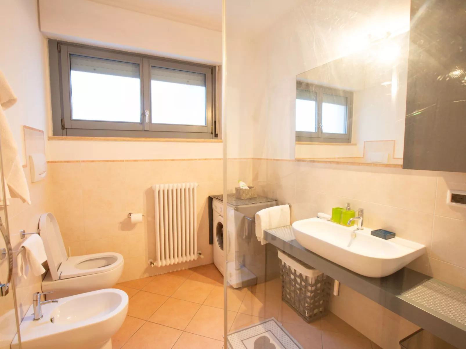 Wohnung mit Terrasse und Panoramablick-Drinnen