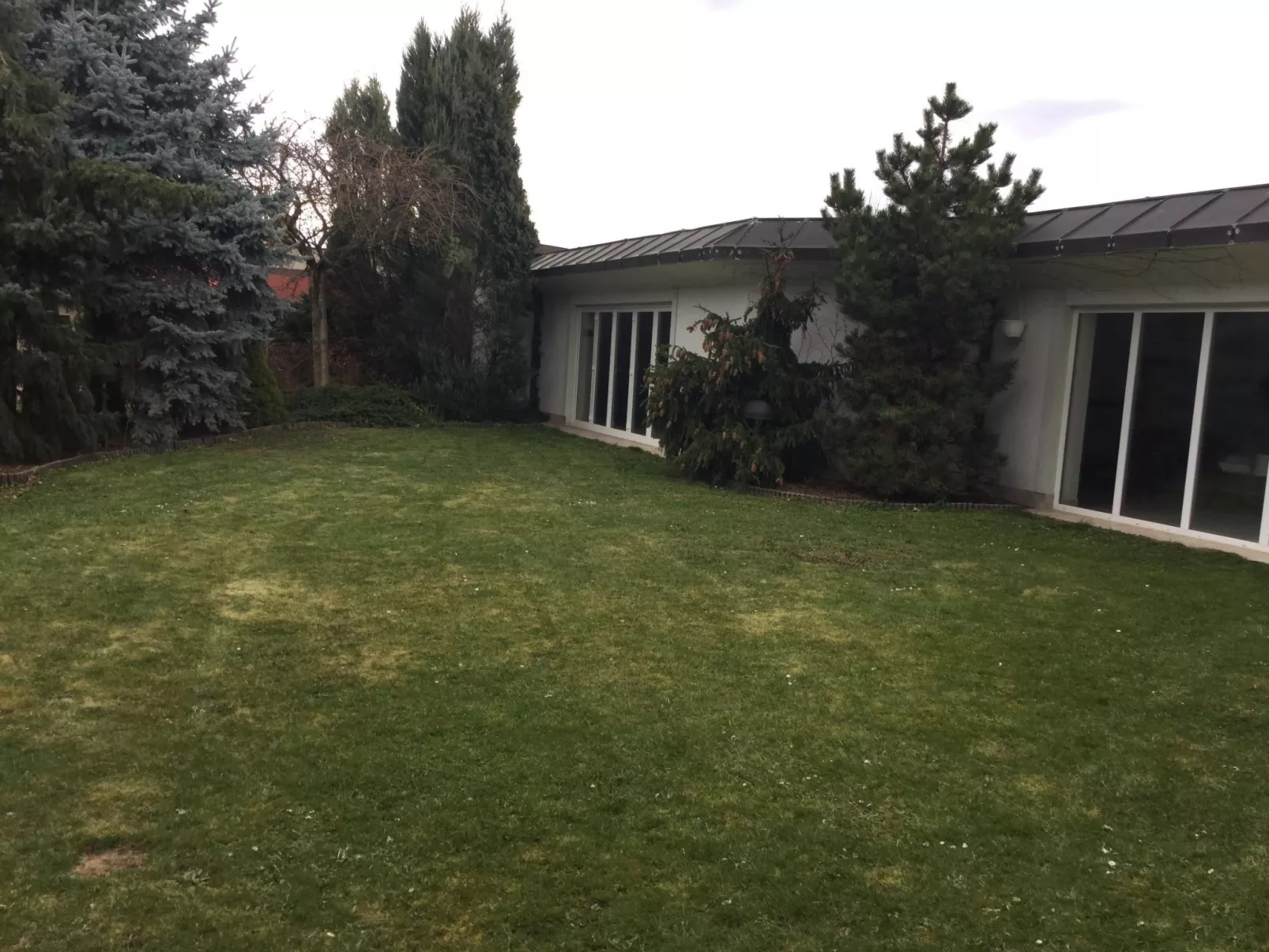 Mit Privatpool für 11 Personen + 1 Kind ca. 500 m&sup2;in Pardubitz, Böhmen (Os-Draußen