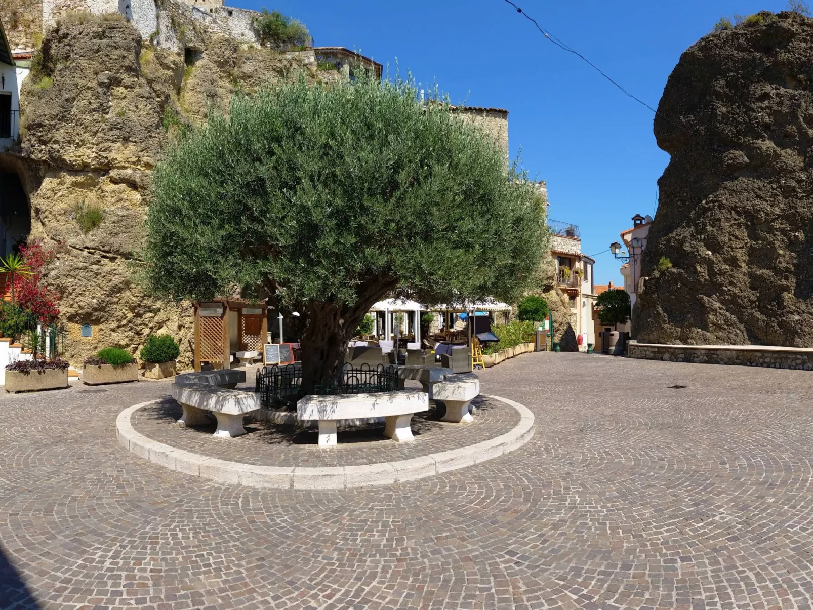 Roquebrune sur la Mer bei Holiday World-Image-tags.info