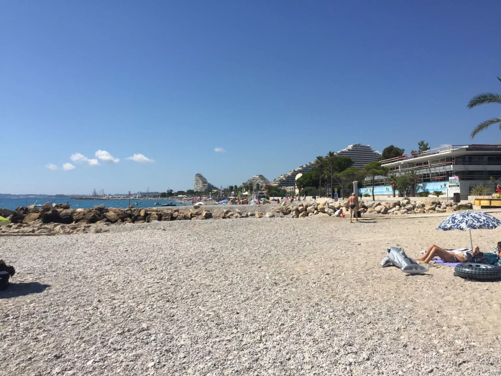 Gemütliche Wohnung, 5 Minuten vom Strand entfernt-Outside